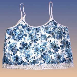 Cute Blue Floral Crop Top